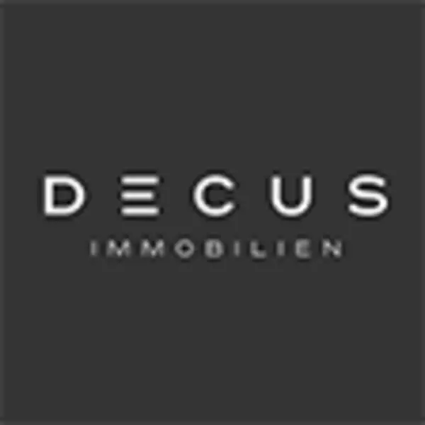  DECUS